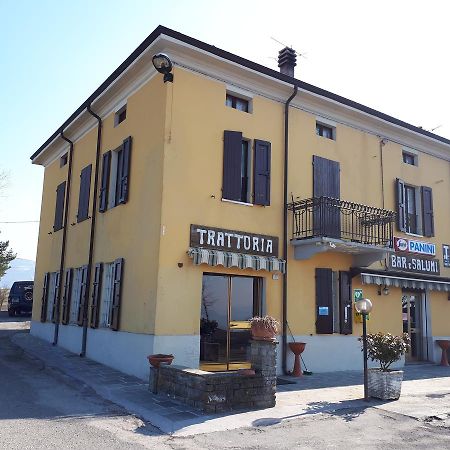 Trattoria Cattani Medesano Ngoại thất bức ảnh